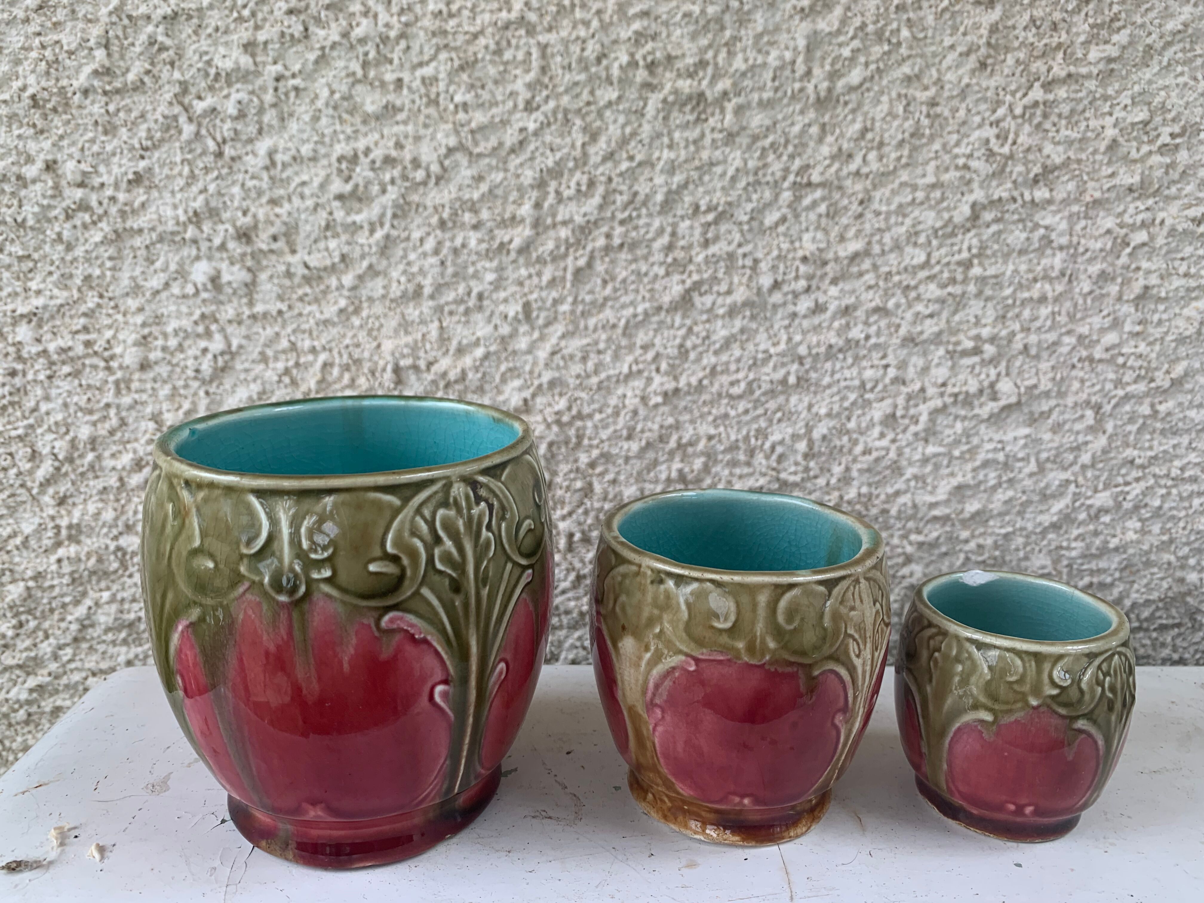 Set of art nouveau slurry consisting of a large dish and 3 small collector's jars