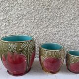 Ensemble de barbotines art nouveau composé d'un plat et de 3 pots collector