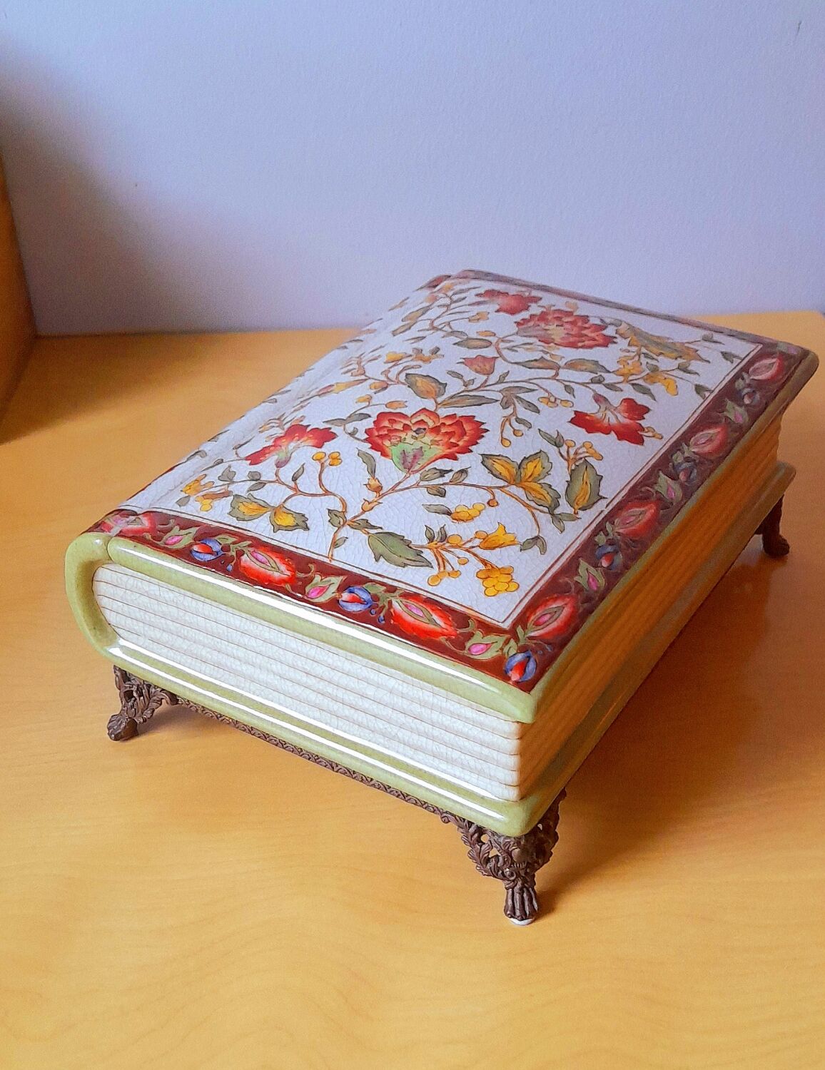 Porcelain box on claw feet