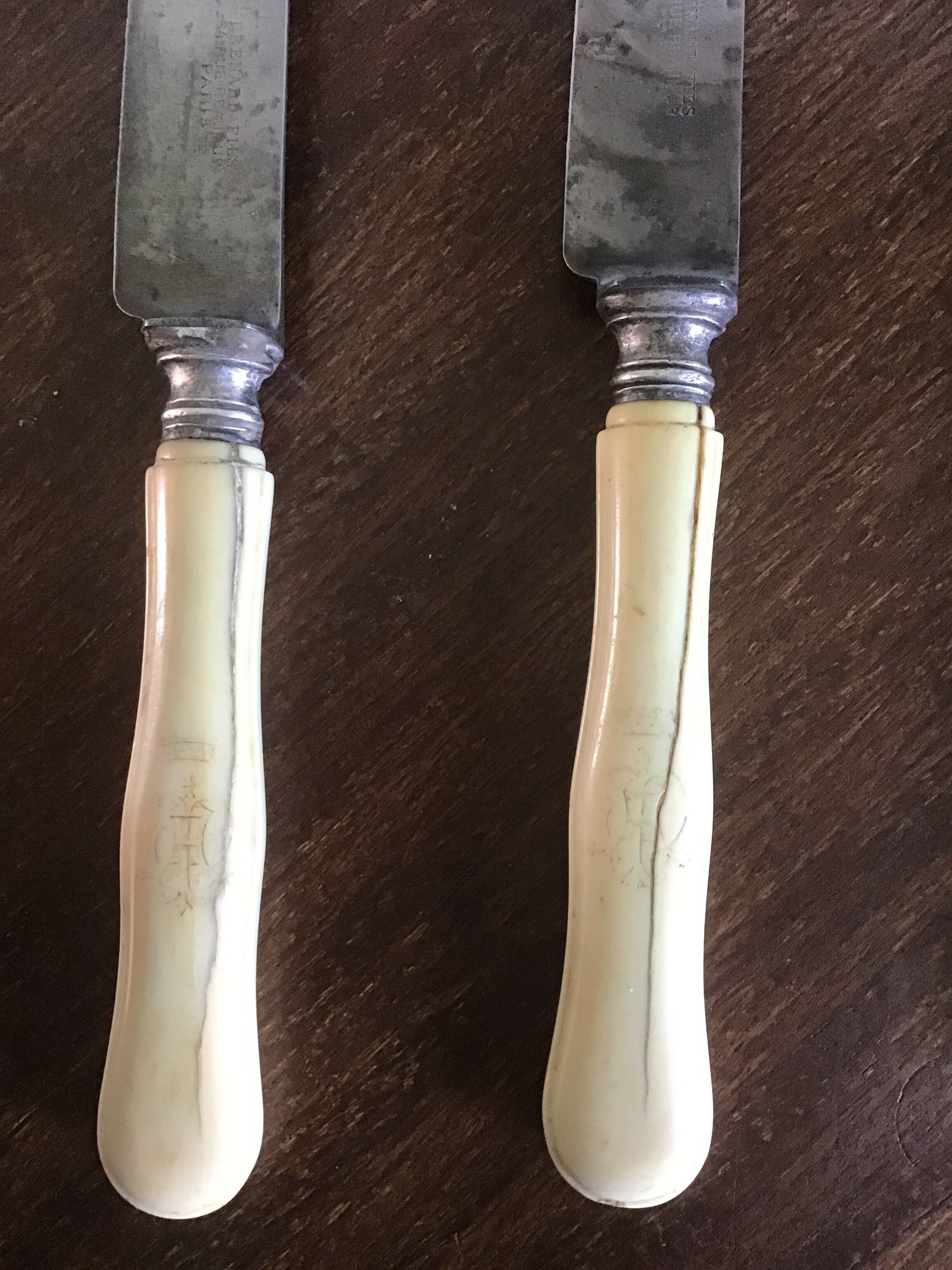 5 ivory handle knives 19 eme
