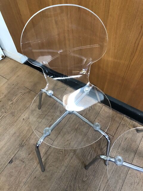 4 Transparent chairs