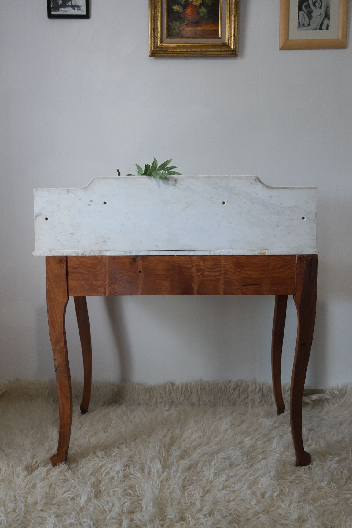 Louis XV-style toilet table in walnut and marble