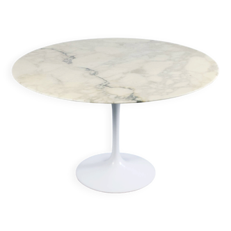 Eero Saarinen marble dining table 1970s Knoll International publisher