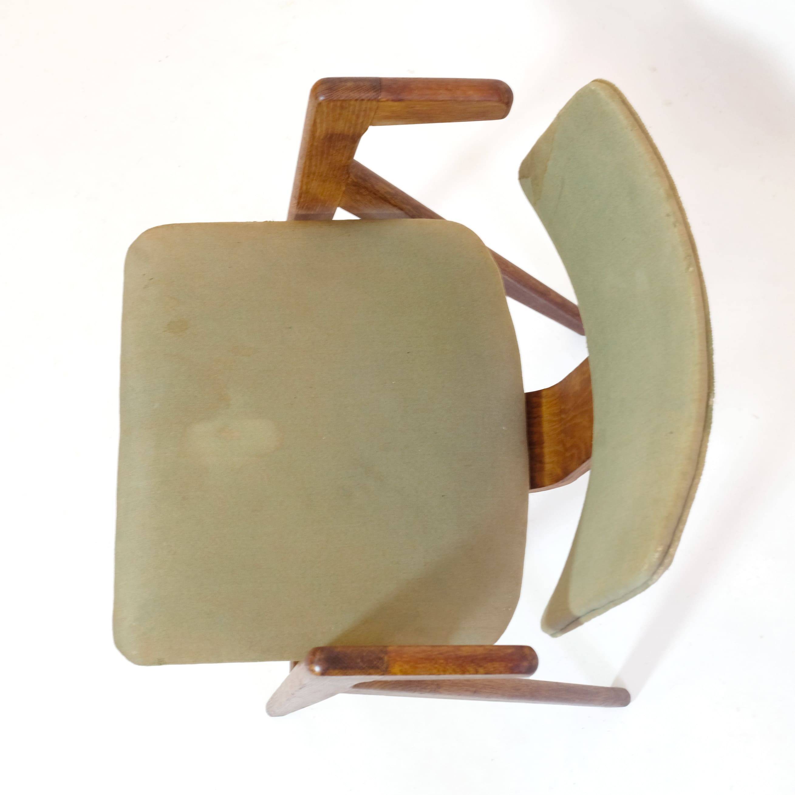 Hillestak chair by Lucienne & Robin Day from the 1950s.
