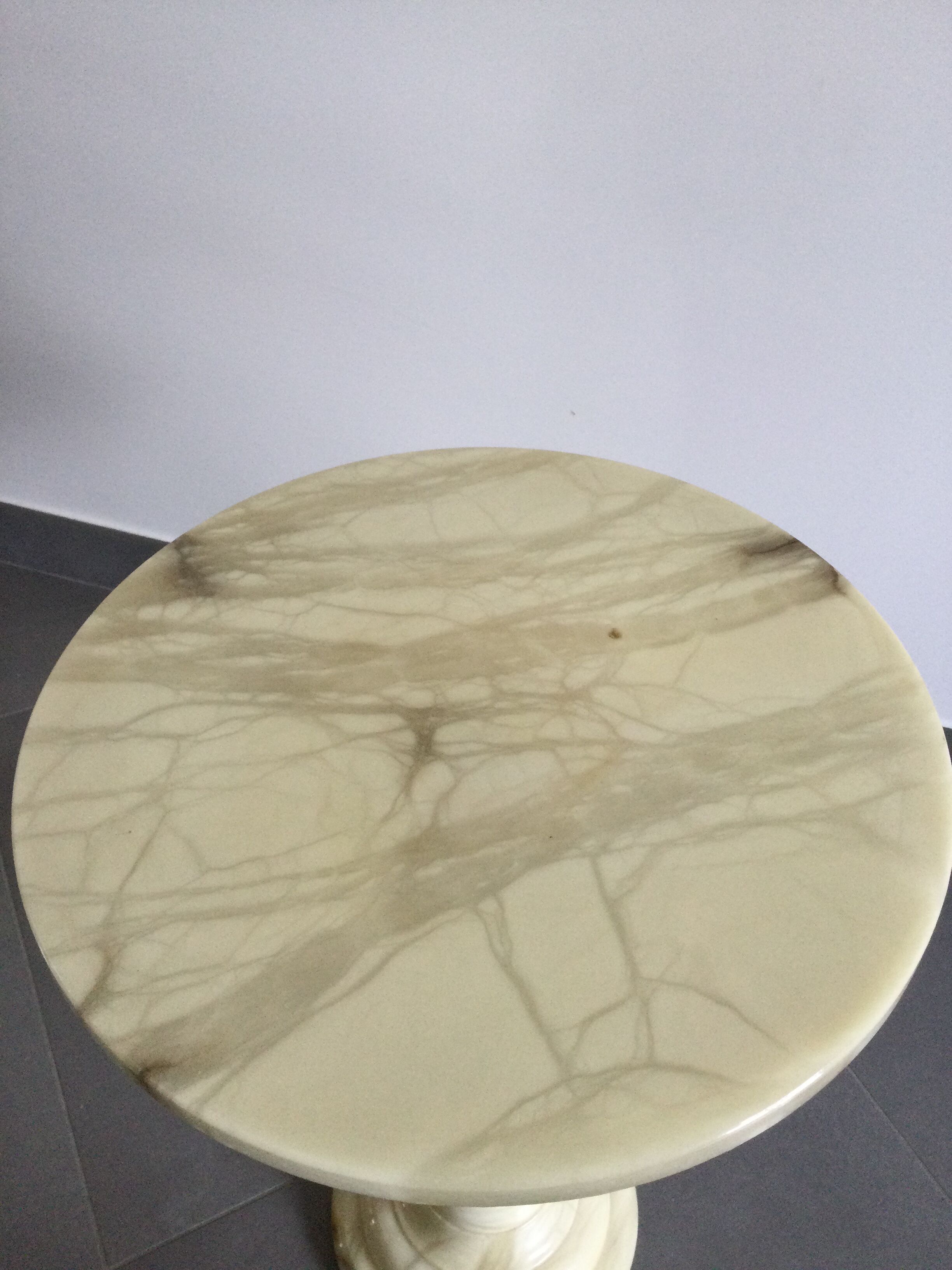 Alabaster pedestal table