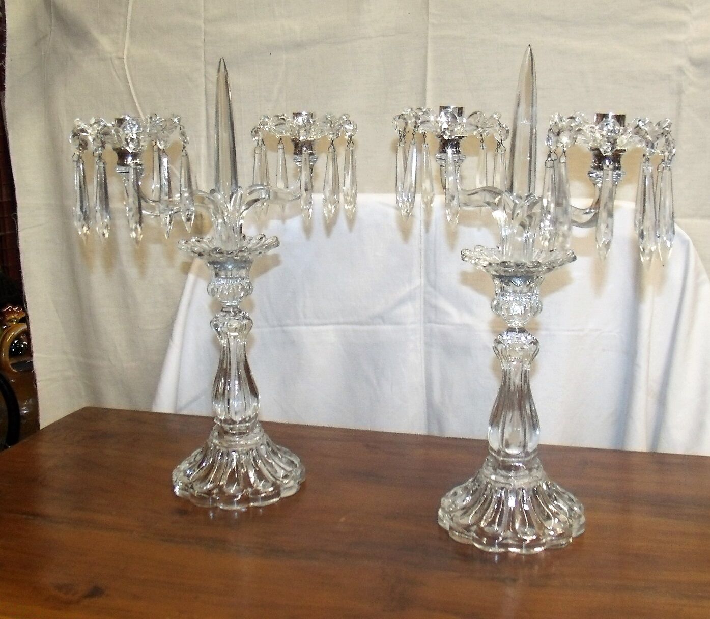 Pair of girandoles chandeliers to pendants