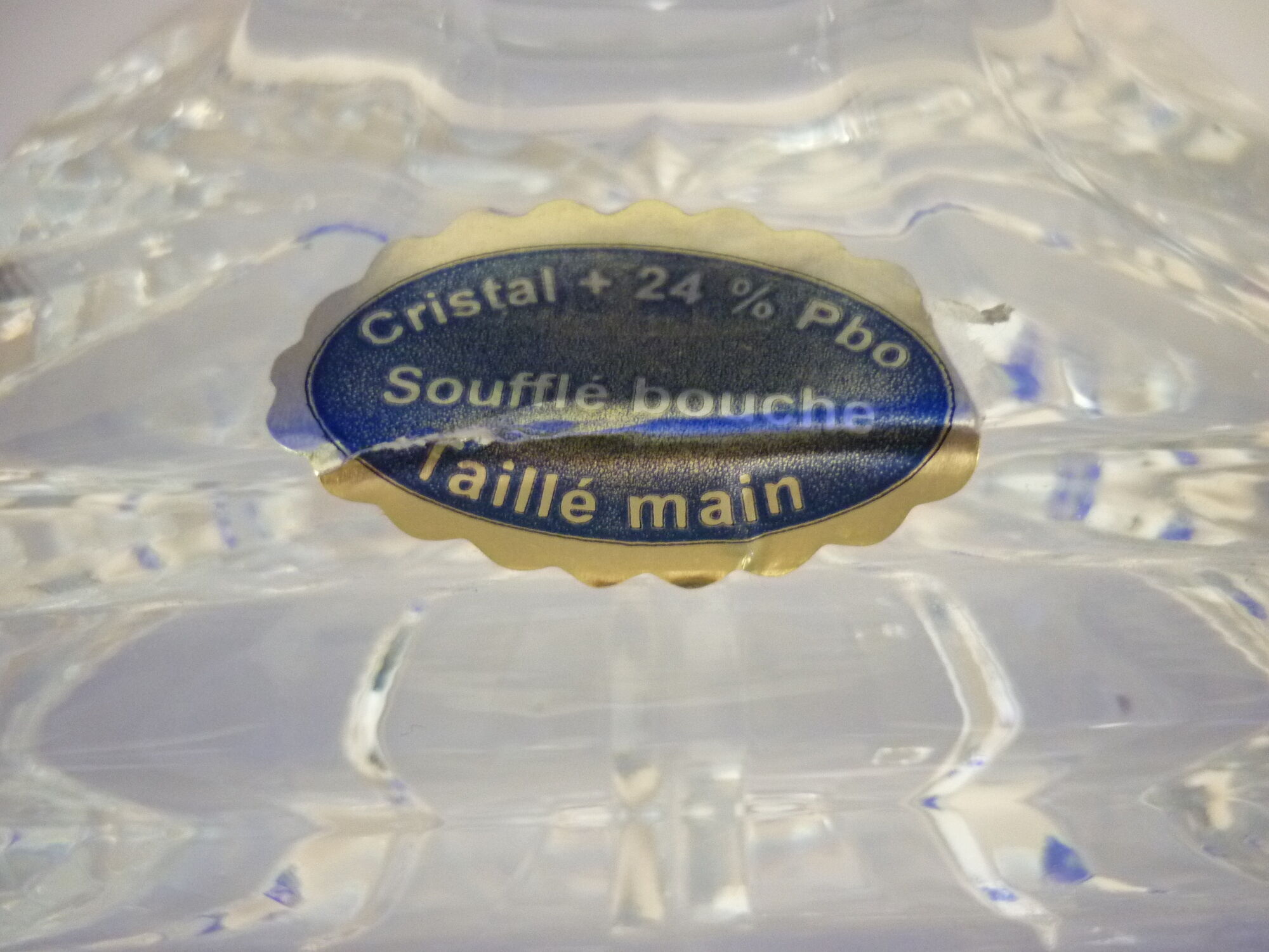 Centerpiece, blue crystal of Lorraine, limited series 233/500, blown and cut