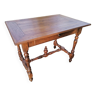 Petite table bureau. de style Louis Xlll