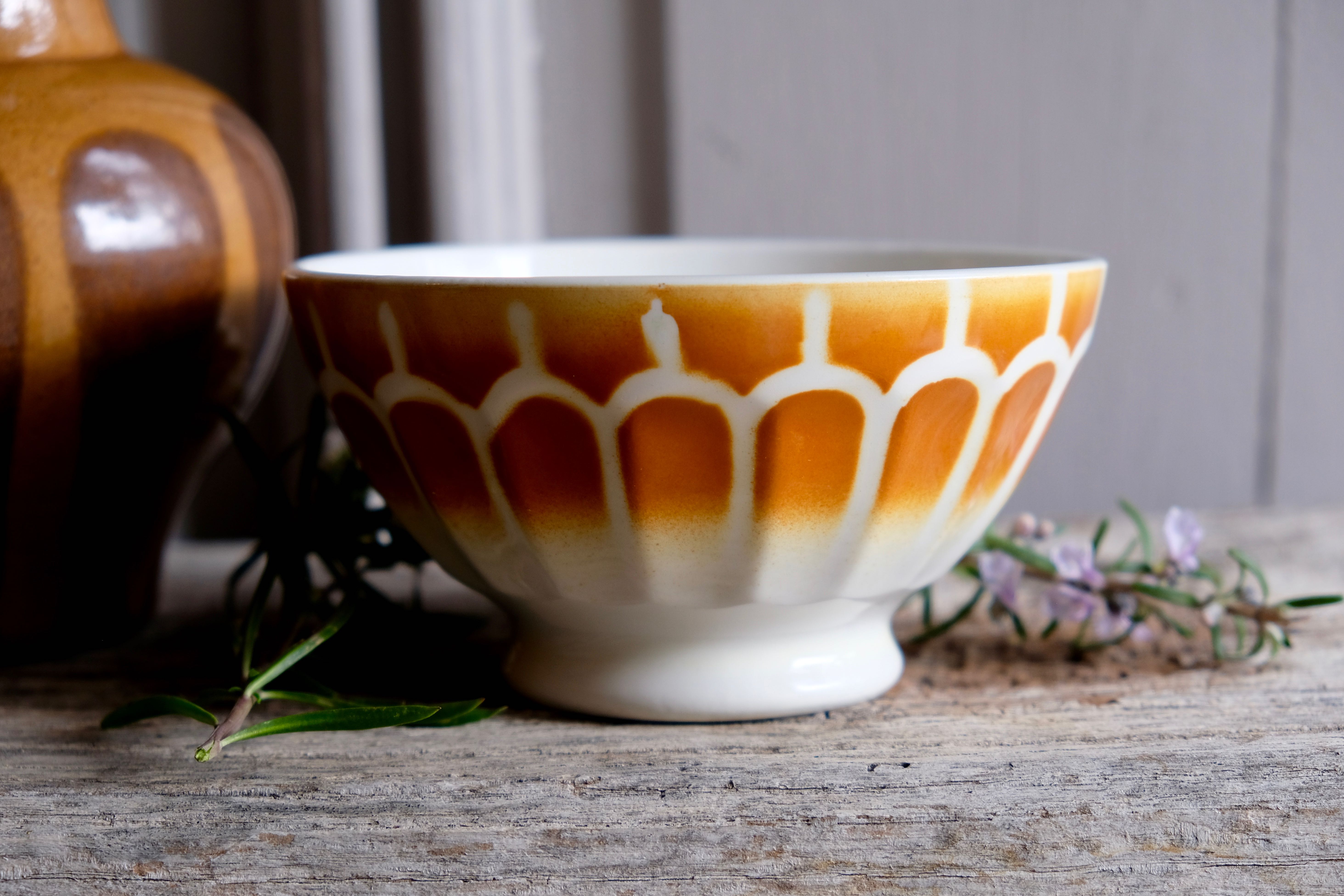 Large old bowl in arcades 50s