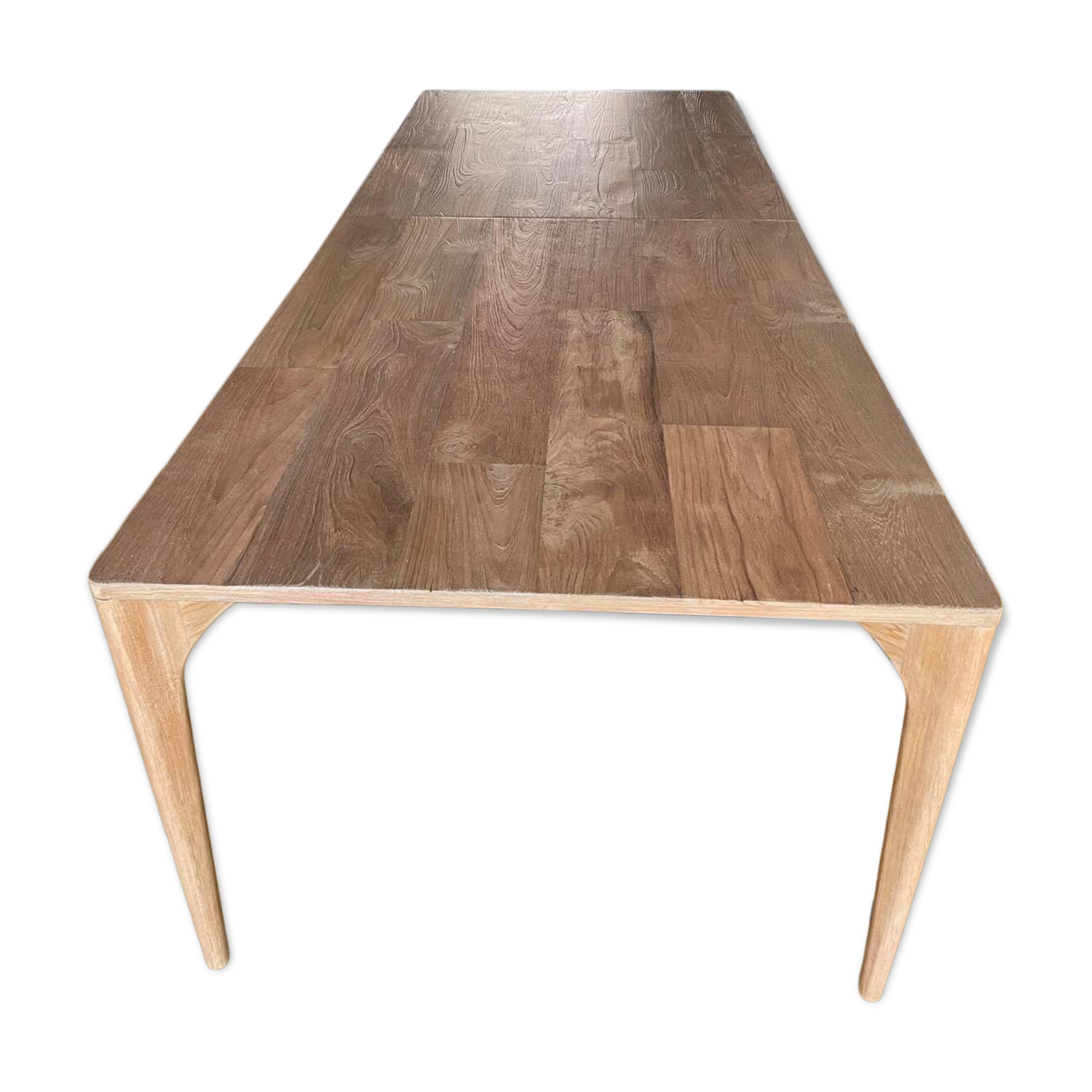 Beautiful extendable teak dining table. It is brand new (purchased