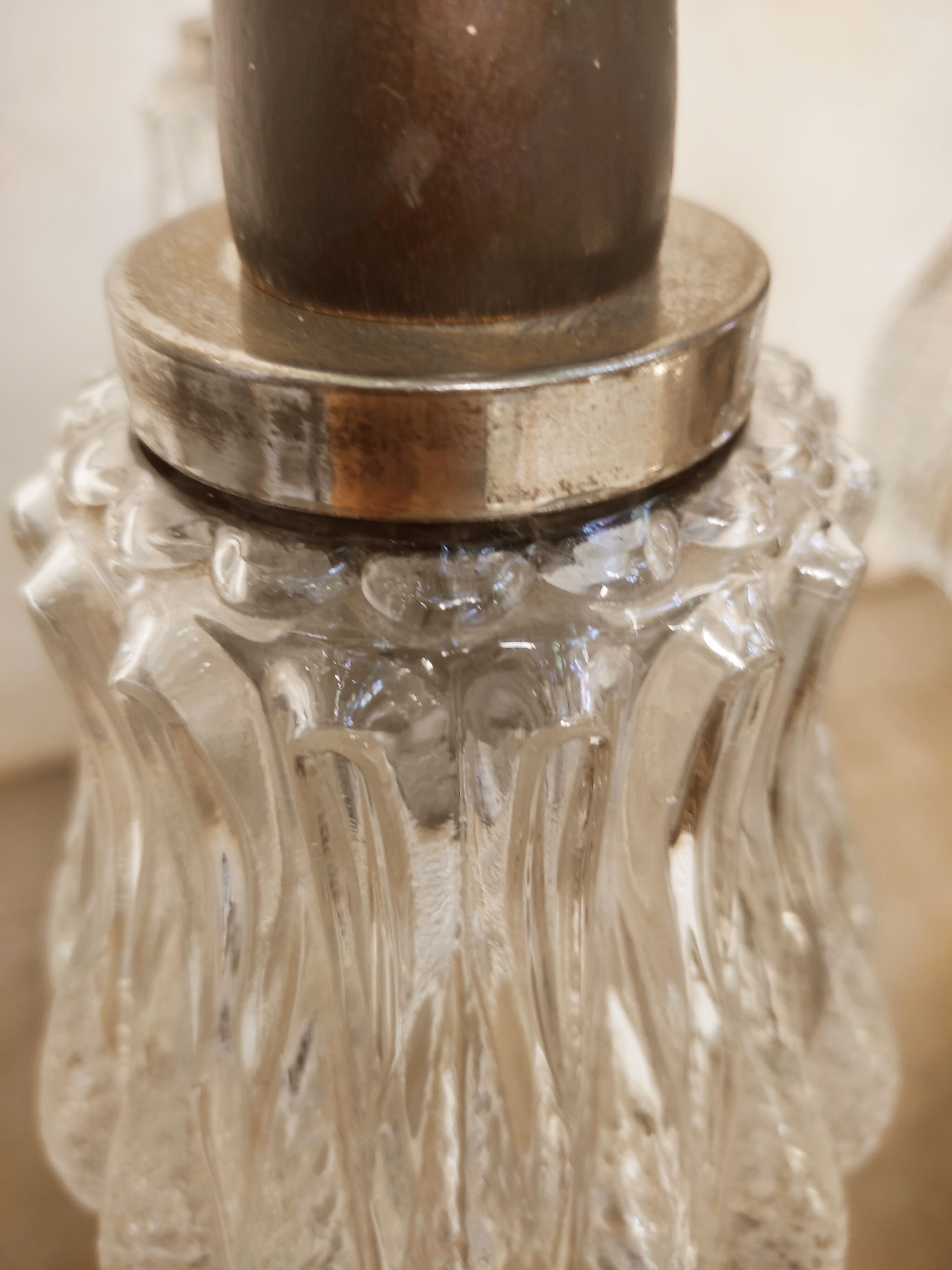 Three-light waterfall chandelier