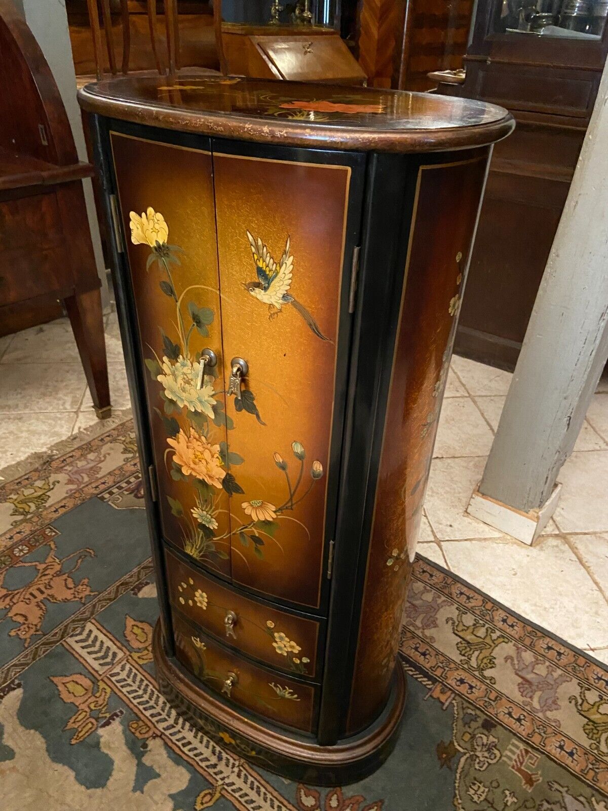 Sideboard fifth wheel pedestal storage column CD lacquered décor China Japan
