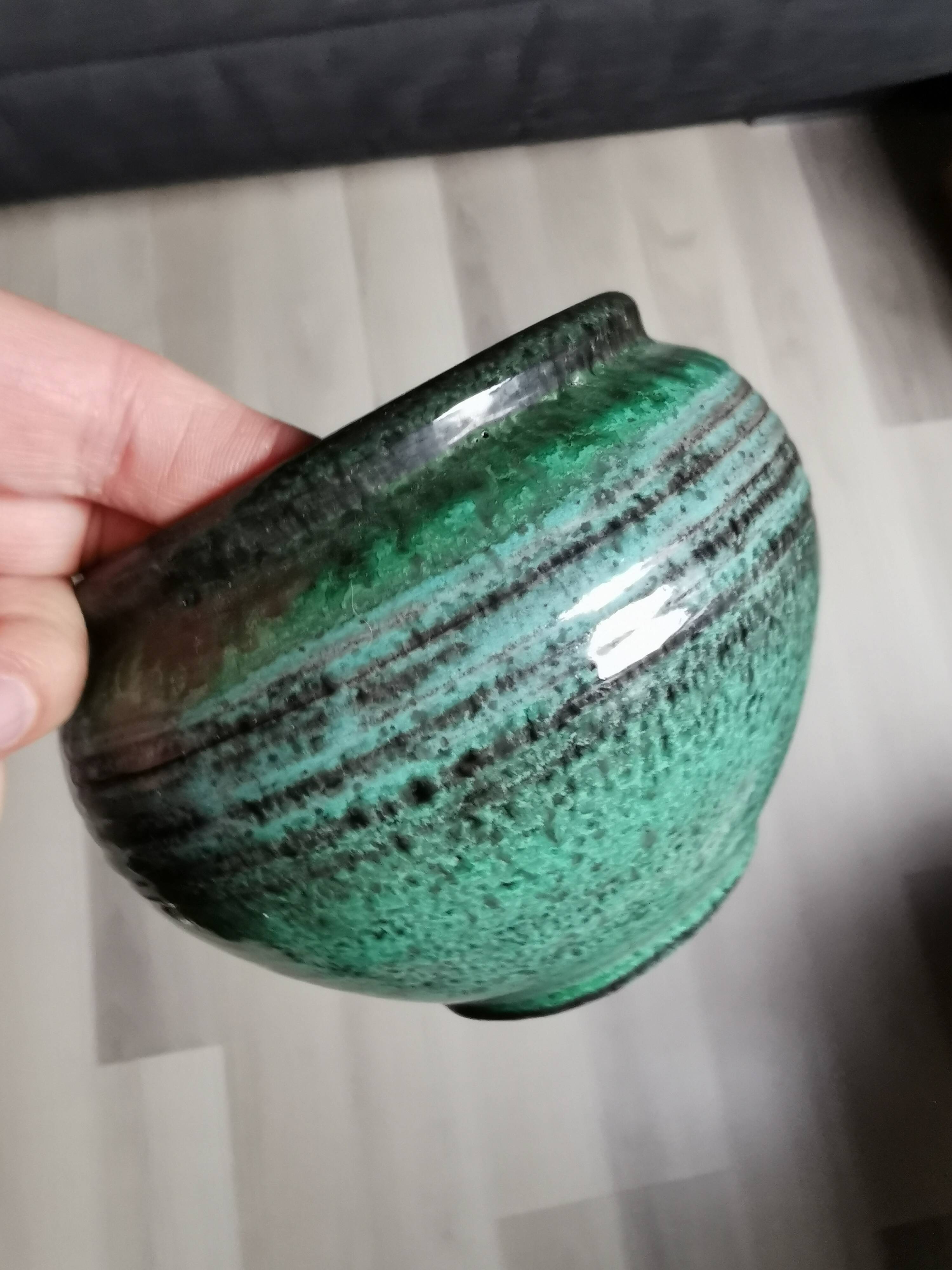 Accolay pottery. Vintage ceramics.