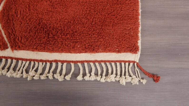 Berber Moroccan rug 250cm x 150cm