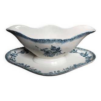 Terre de Fer gravy boat