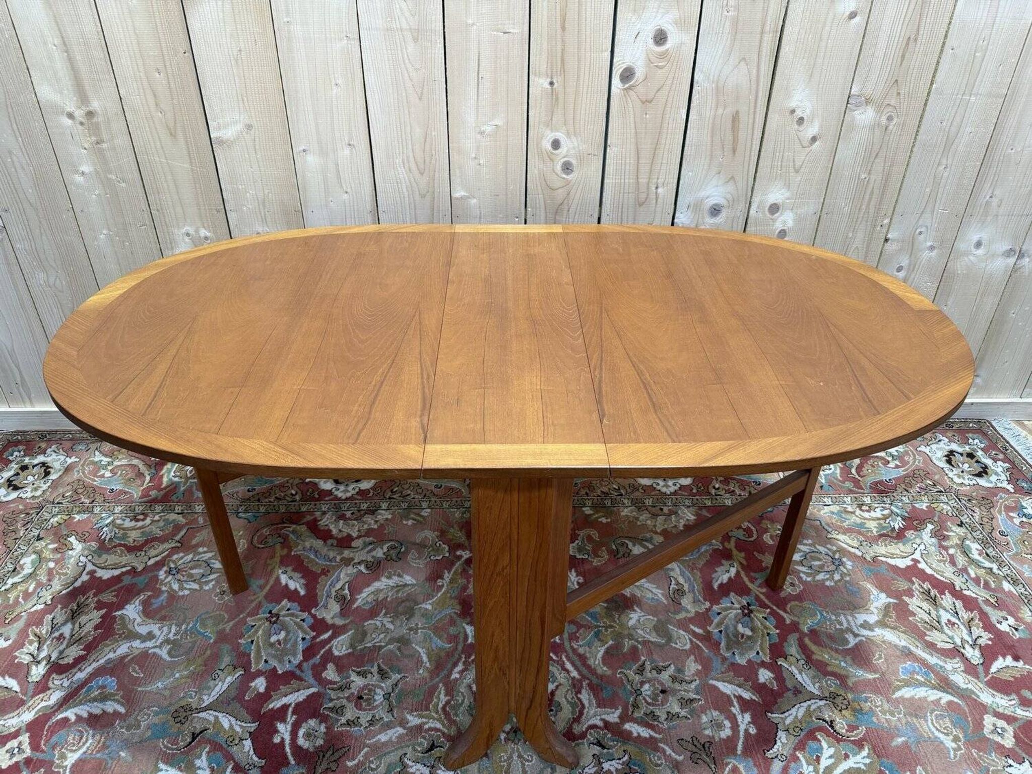Table Gateleg de style scandinave