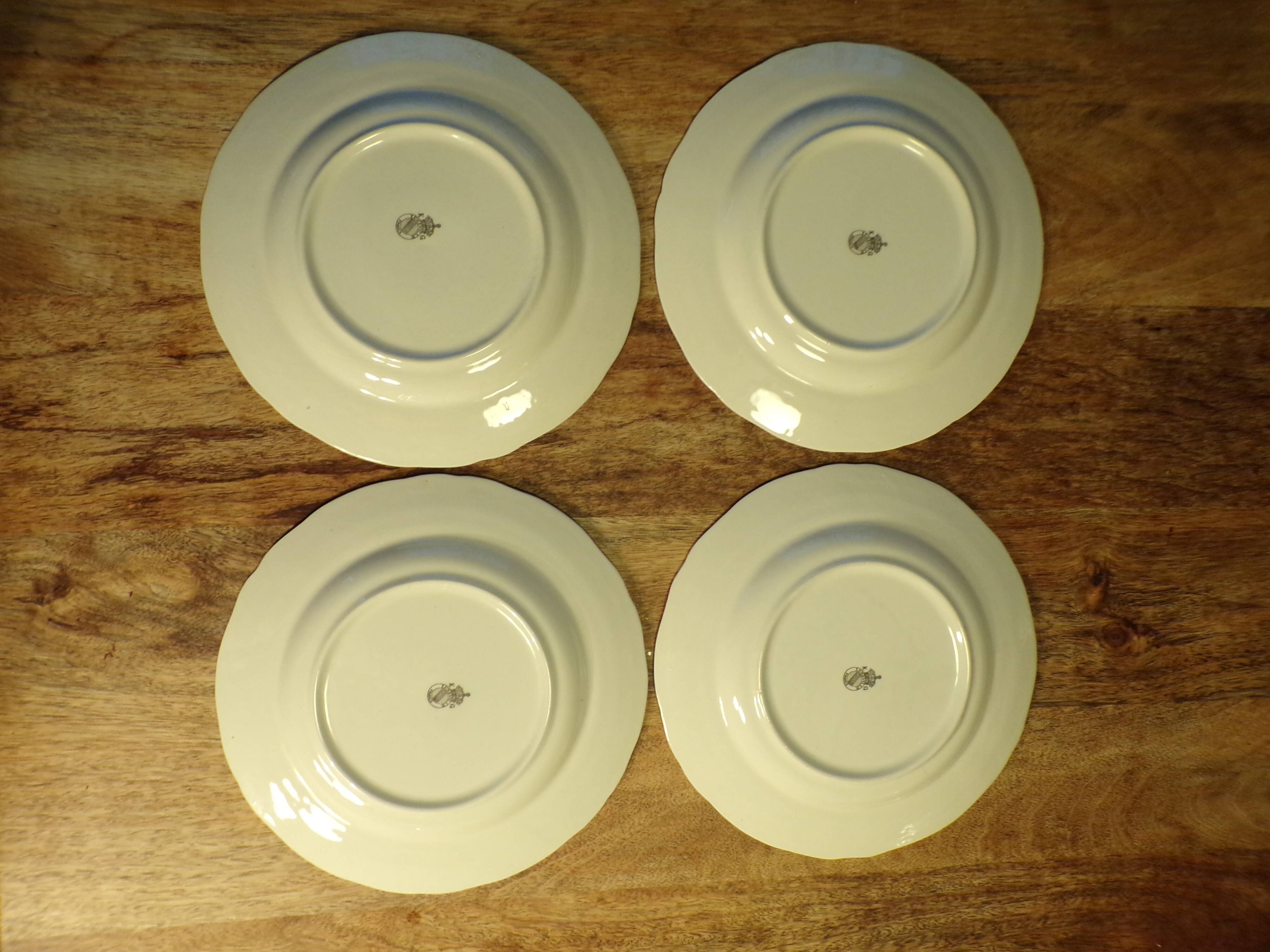 4 Lunéville Réverbère pink flat plates