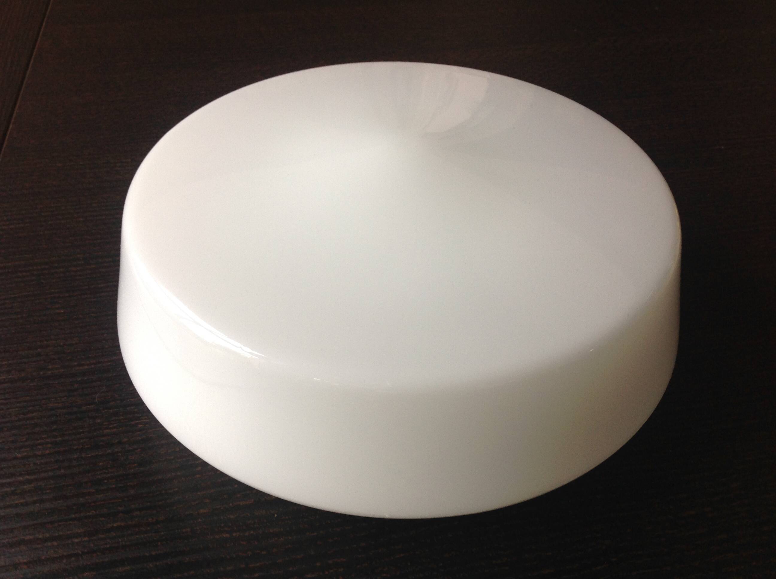 Round ceiling light in white opaline vintage 60s-70s