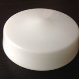 Round ceiling light in white opaline vintage 60s-70s