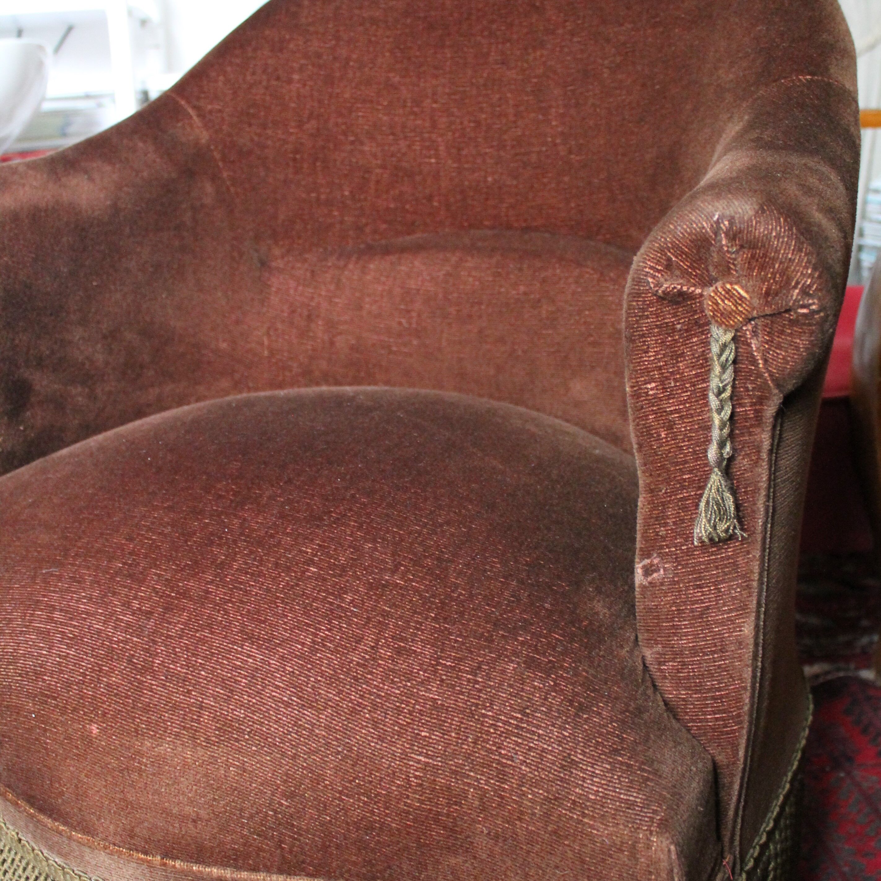 Fauteuil crapaud  & ottoman vintage velours brun profond