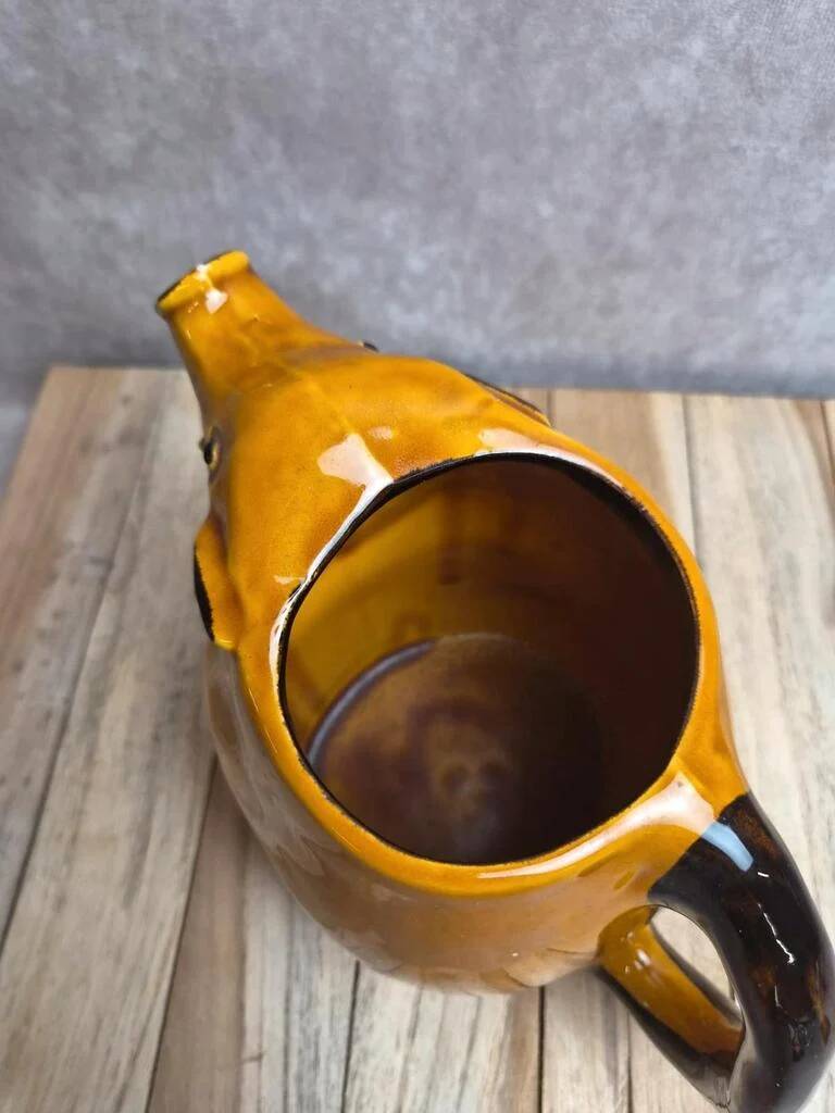 Zoomorphic pitcher Goret Poët-Laval – vintage slipware – pig