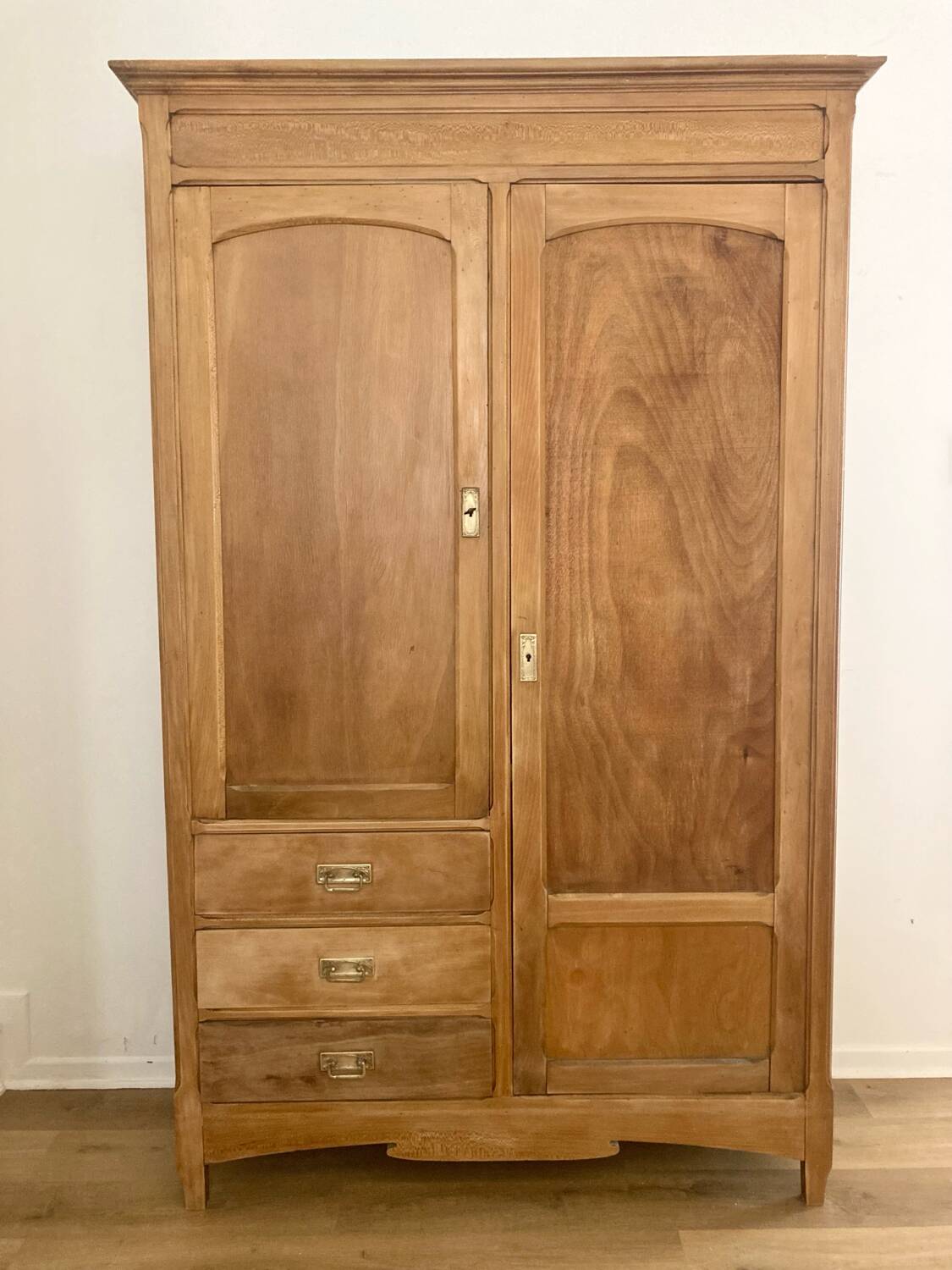 Art Deco wardrobe