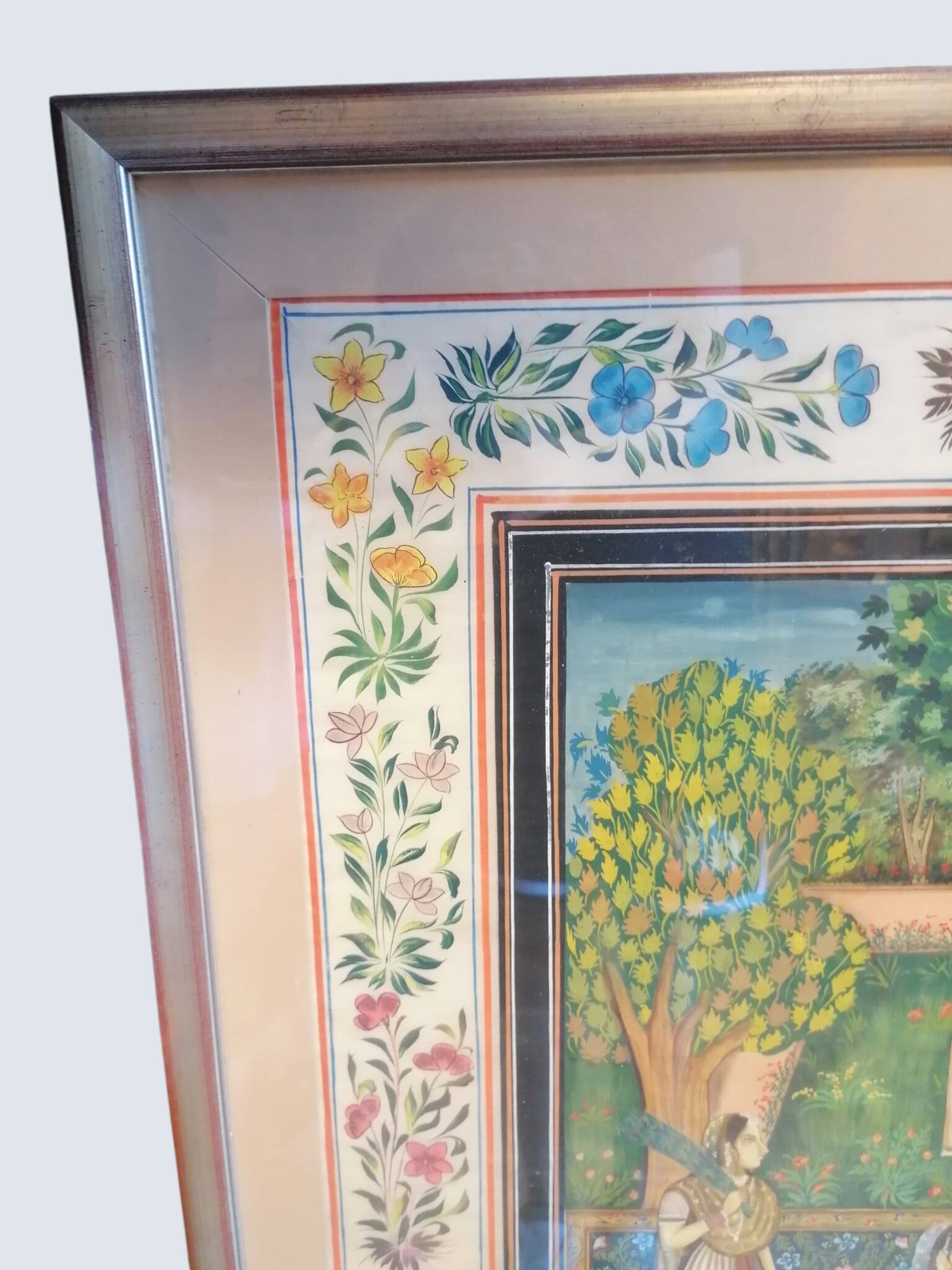 Large painting on oriental / Mughal / Indian silk (1900-1950)
