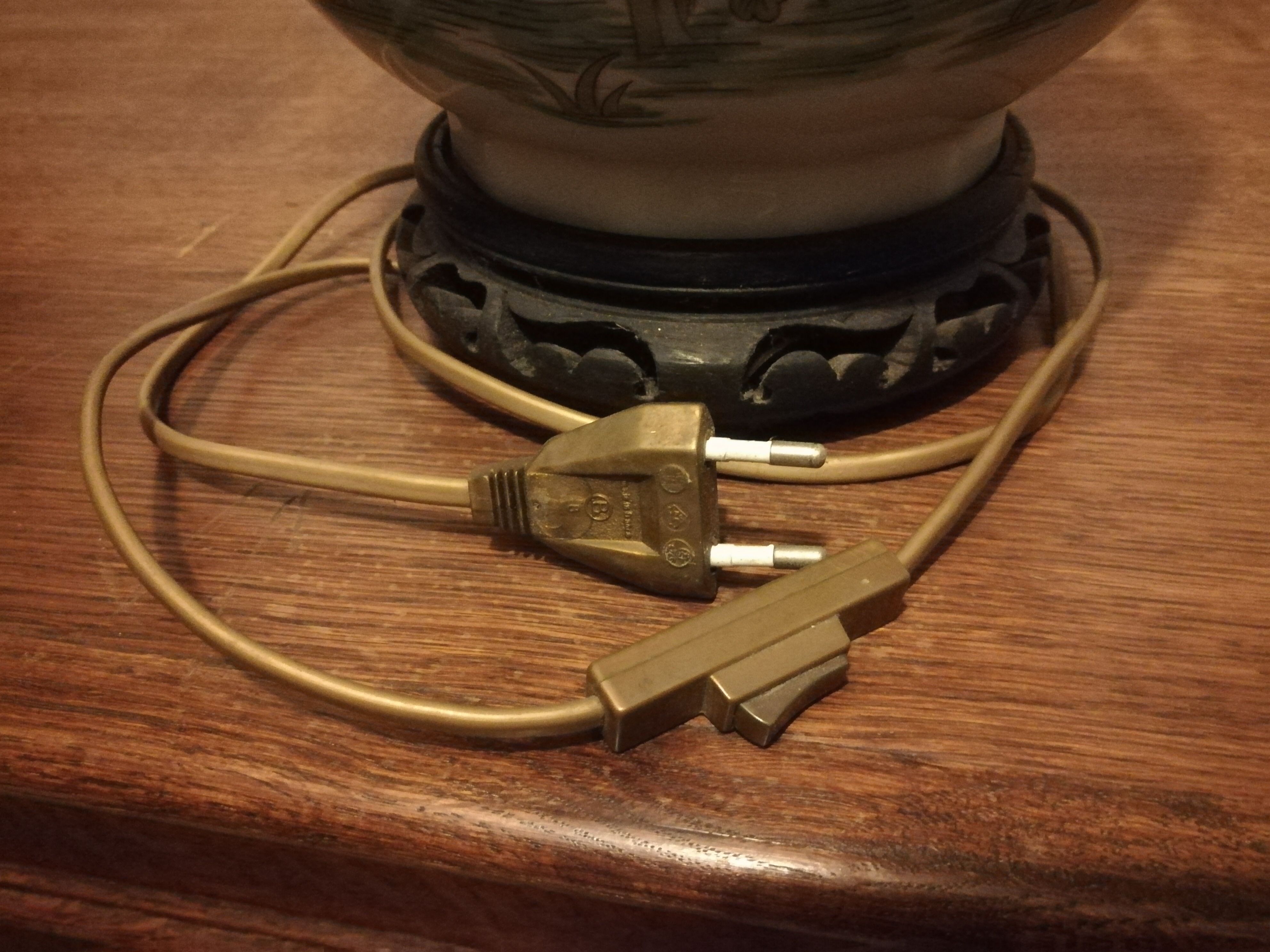 Porcelain porcelain lamp