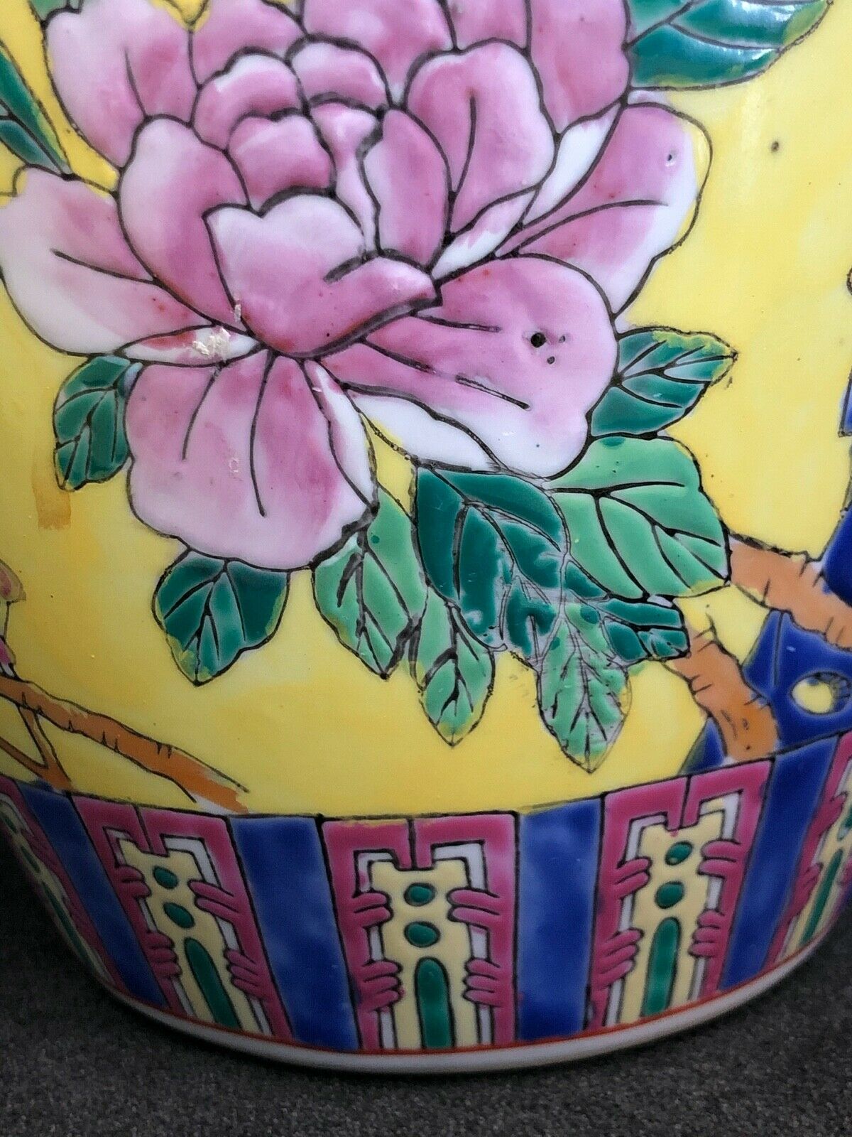 China porcelain vase and enamels flora and birds on 19th china yellow background