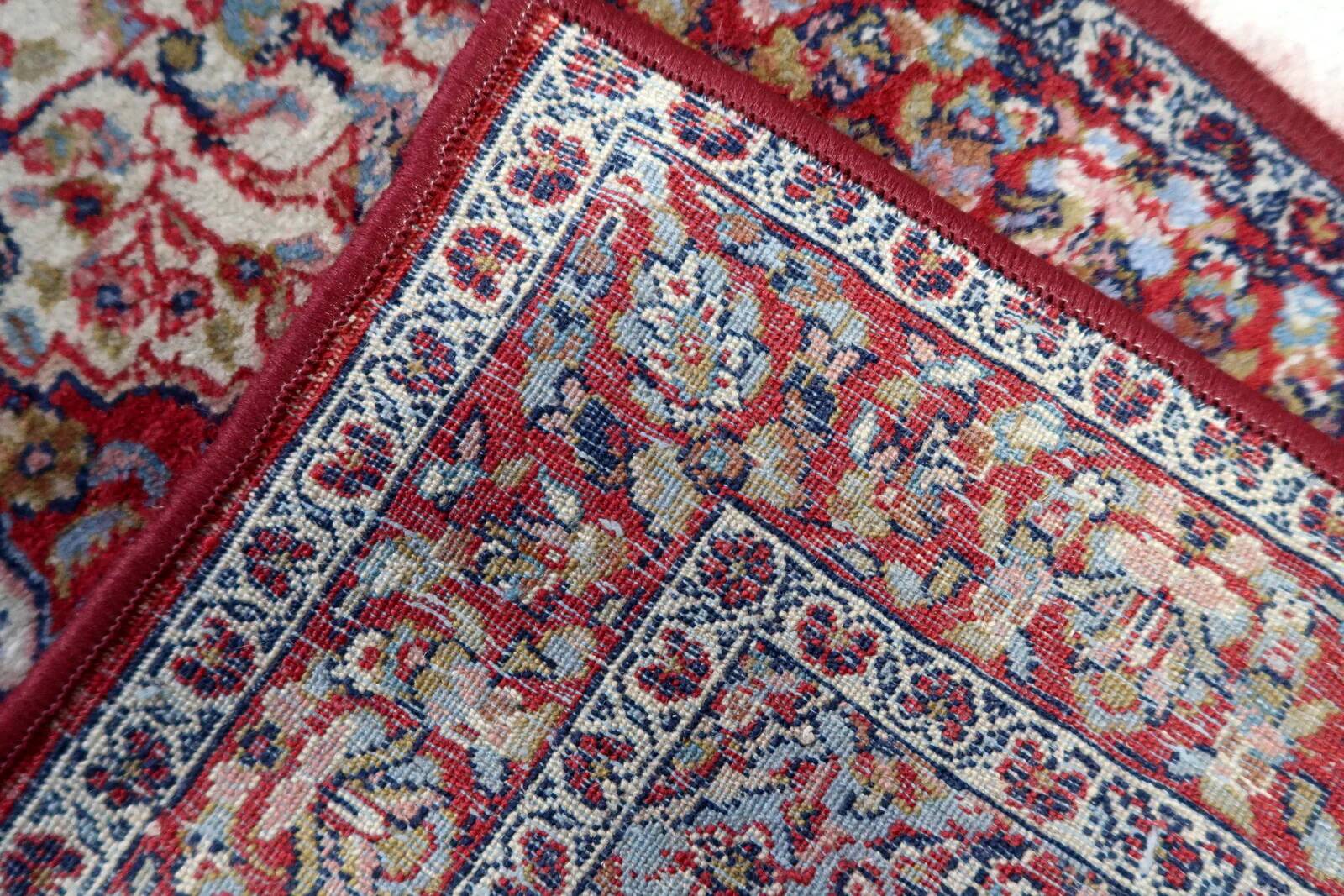 Vintage Indian rug 2.1' x 3.9' (67cm x 120cm), 1970s - 1C1121