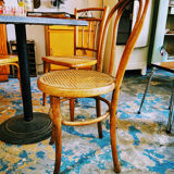 Bistro chair no.18 by Thonet