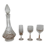 Ensemble de verres et carafe en cristal taillé main