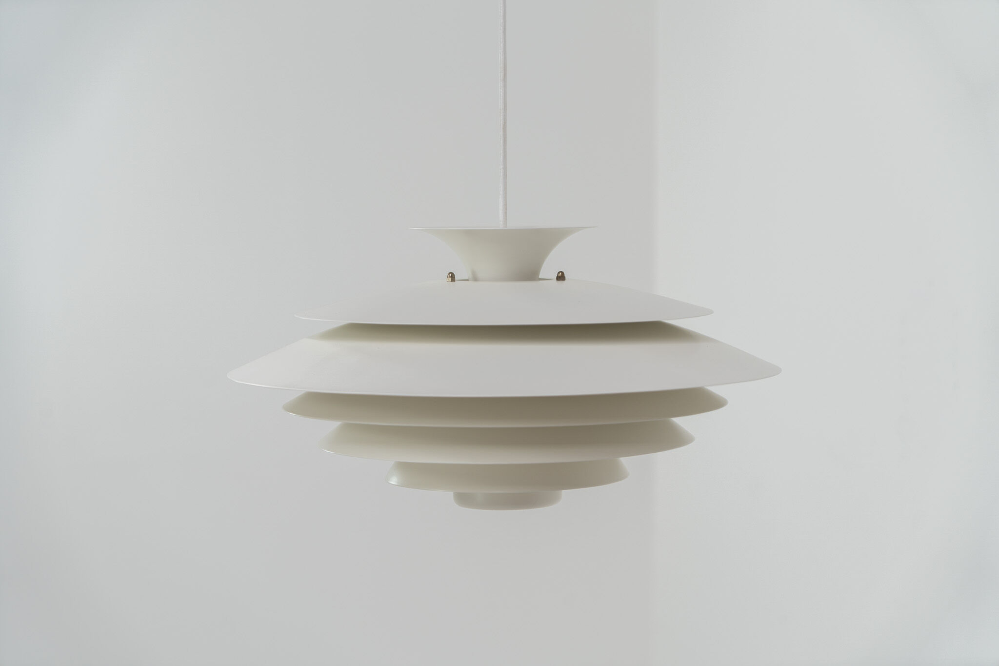 Model 52580 pendant light by Form Light