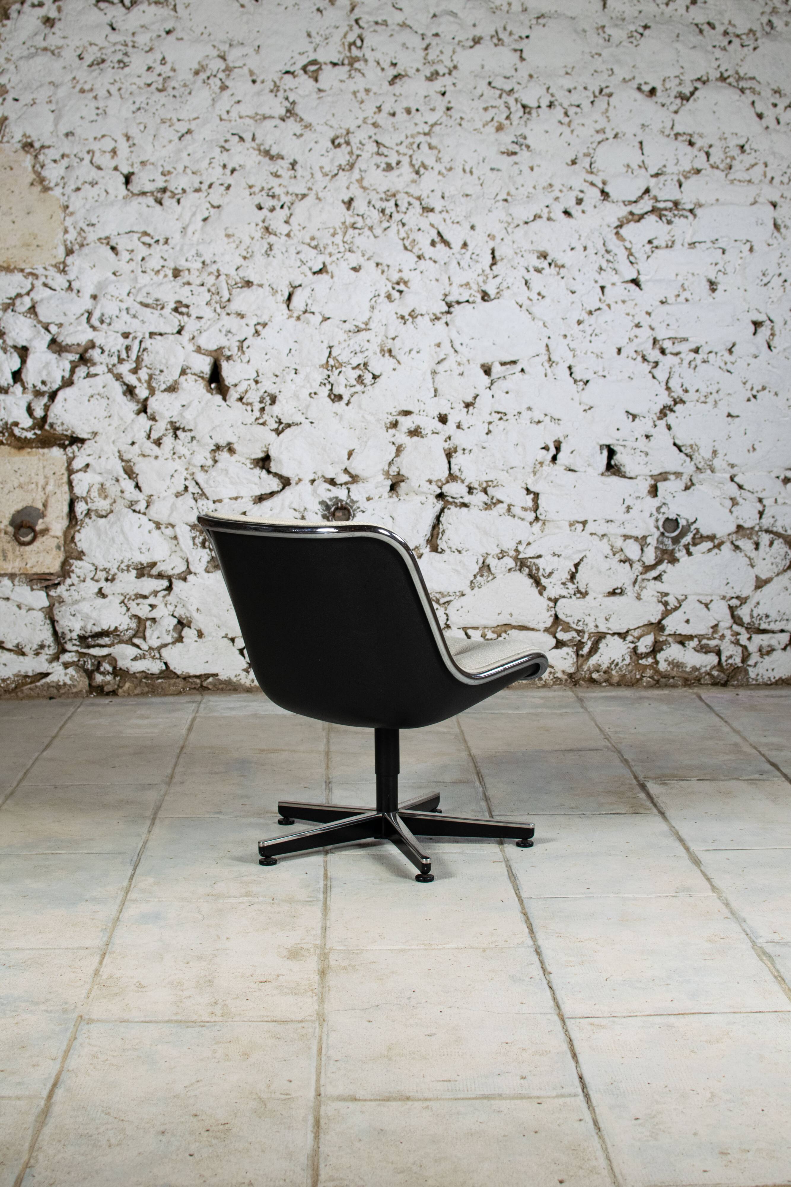 Fauteuil executive Charles Pollock pour Knoll, 1960
