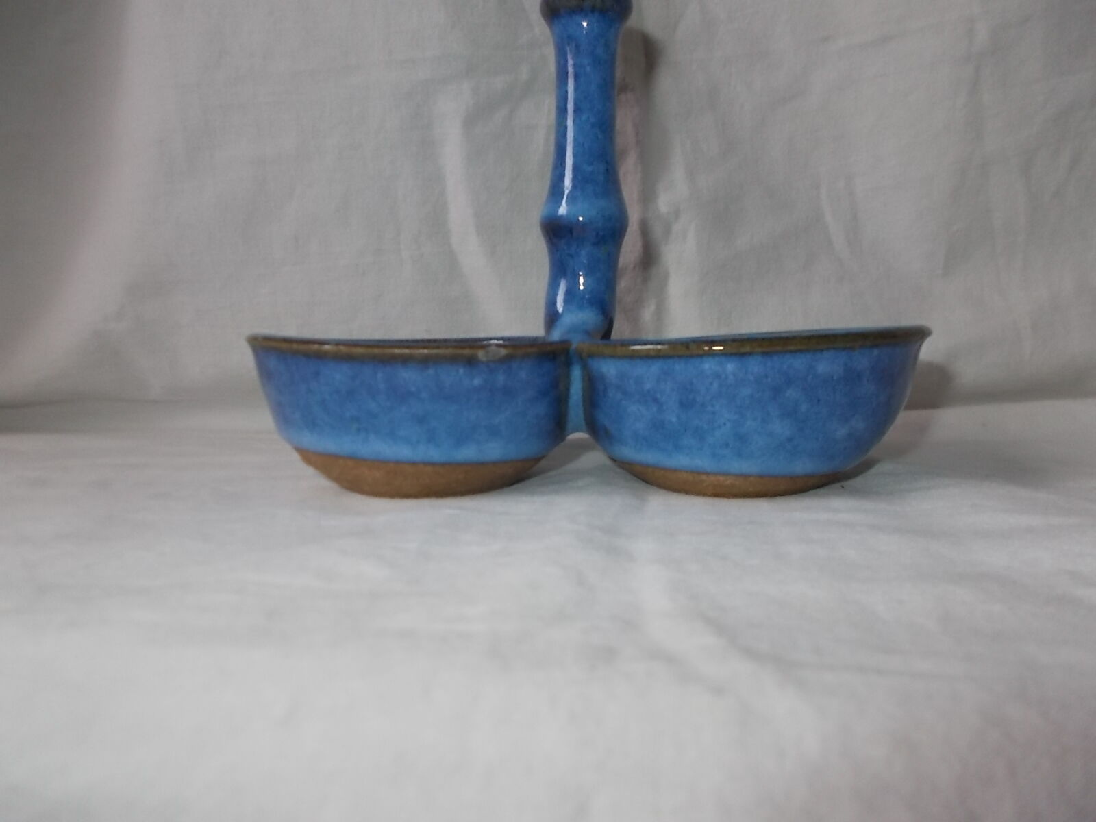 Servant dish in blue sandstone