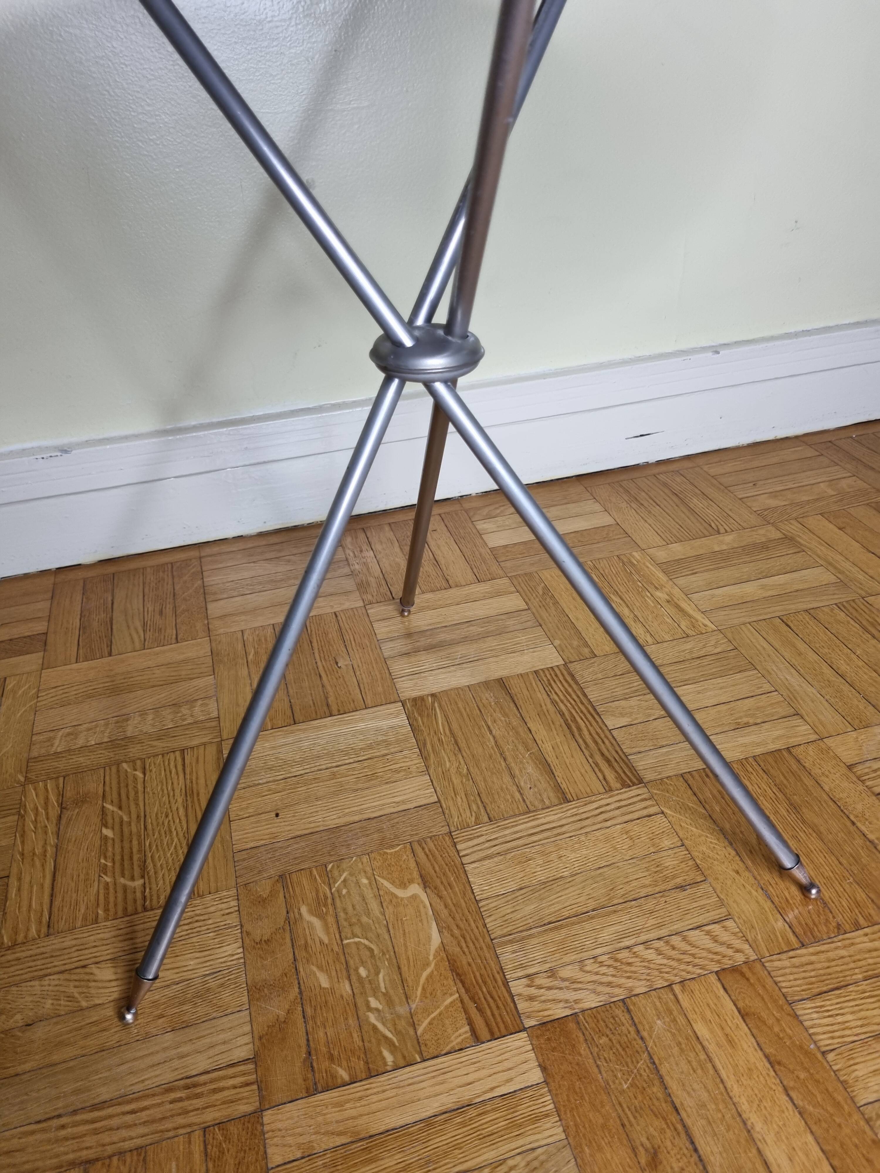 Table à cocktail ronde tripode, 41 cm