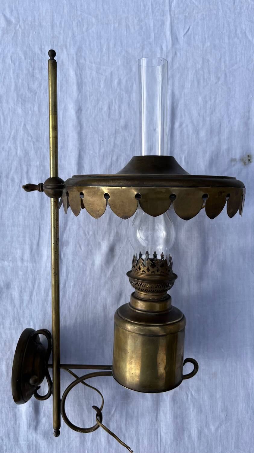 Vintage kerosene lamp copper wall light