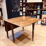 Federal folding table