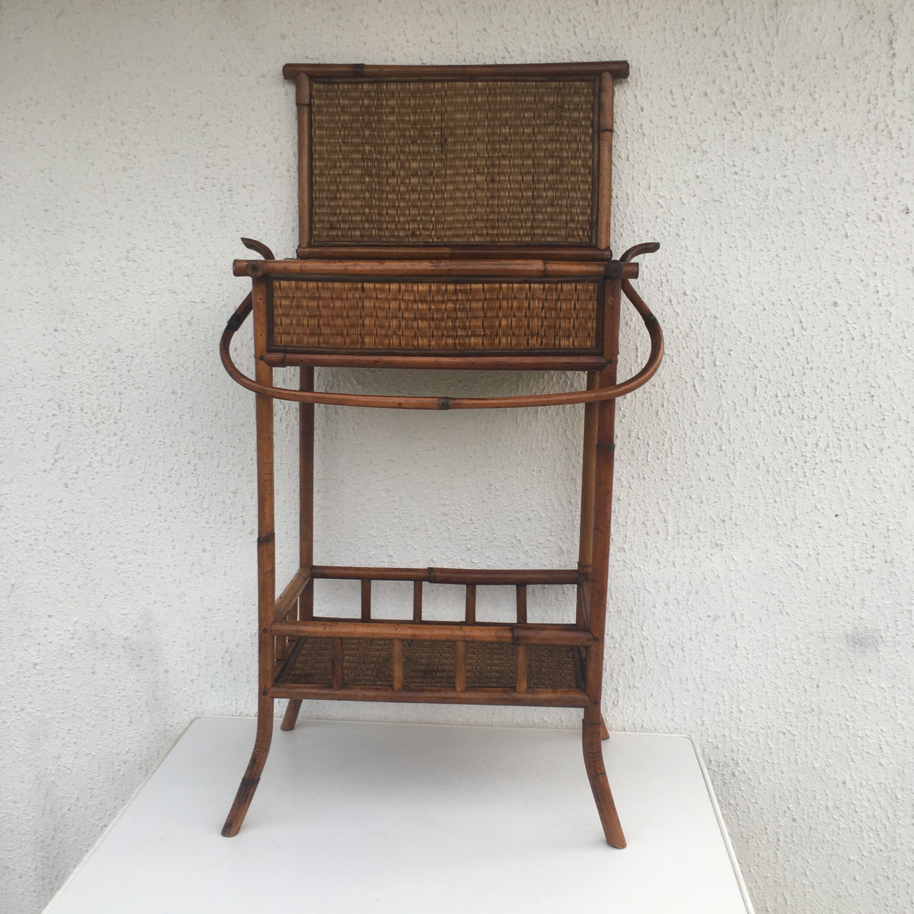 Portable bamboo worker furniture