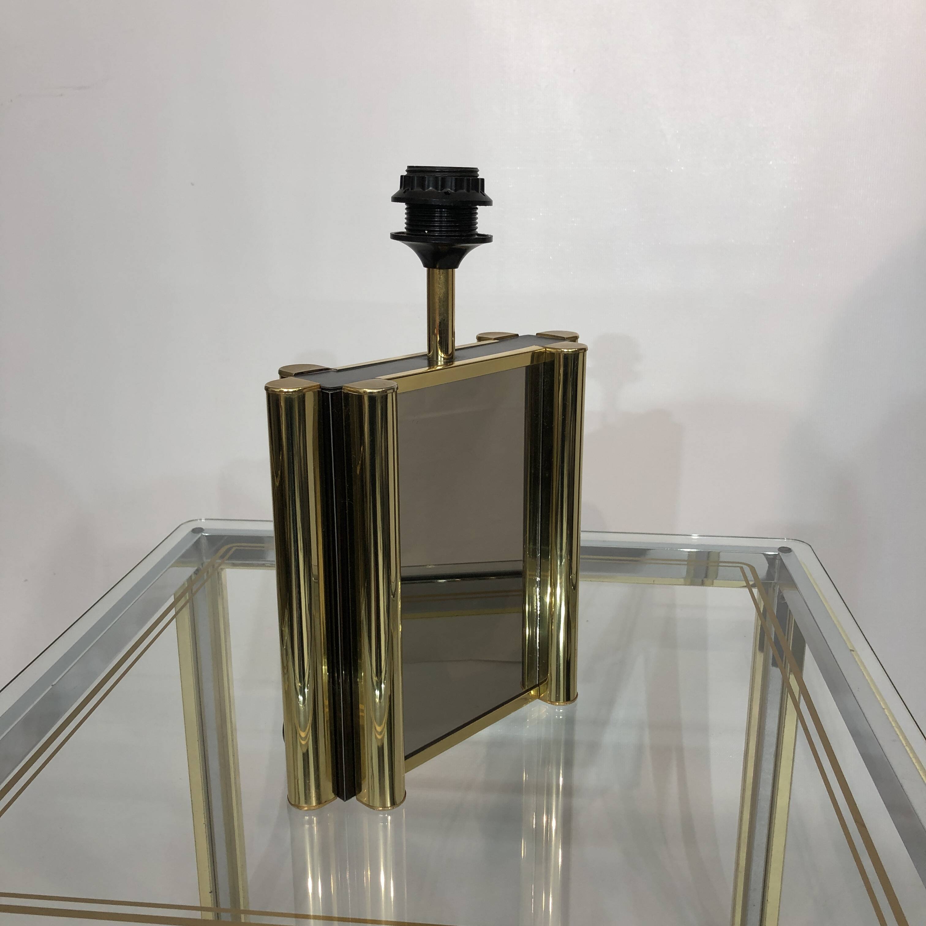 Lampe de table miroir en laiton années 1970 Vintage Hollywood Regency