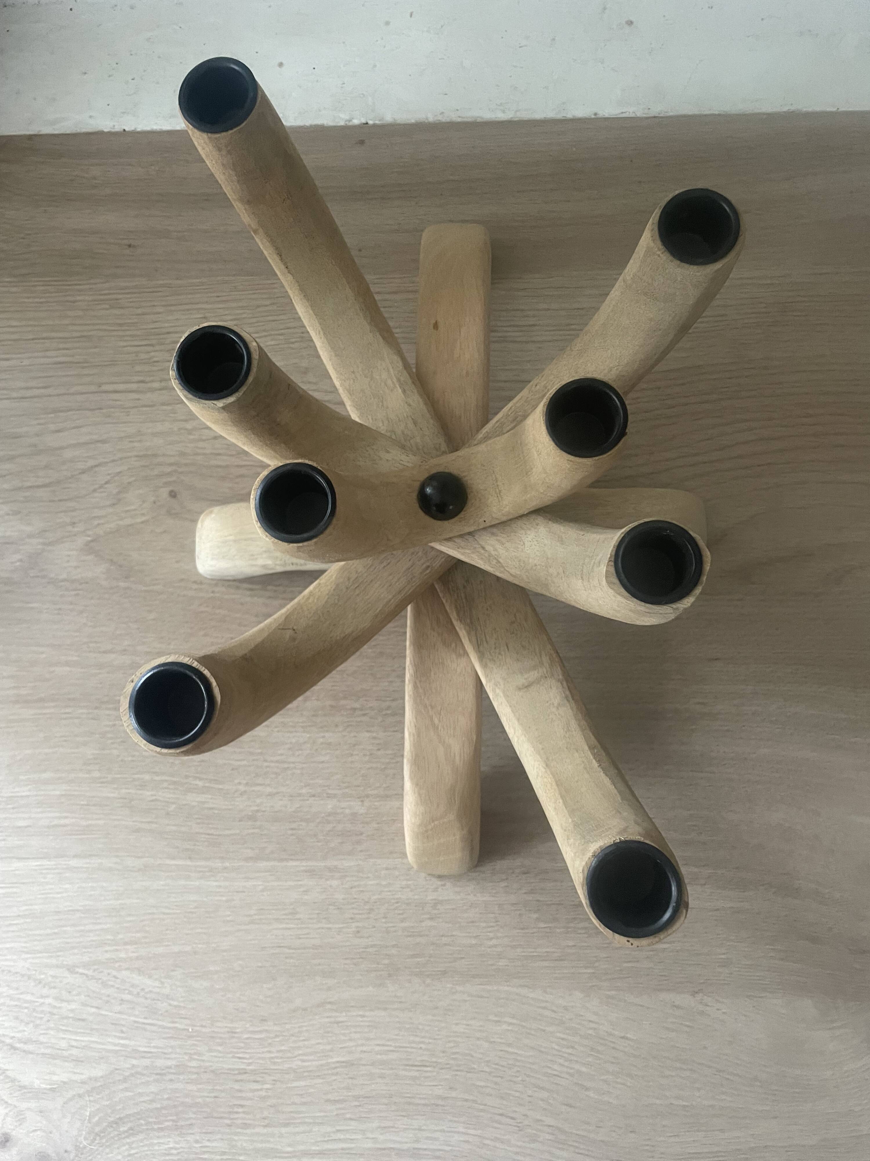 Scandinavian wooden chandelier with 8 branches