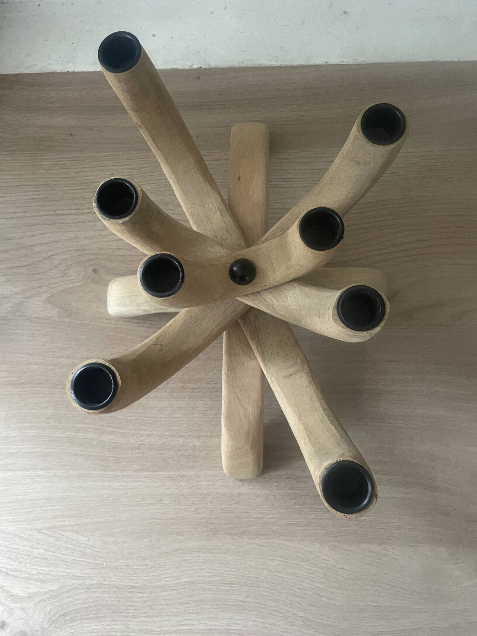 Chandelier scandinave en bois à 8 branches