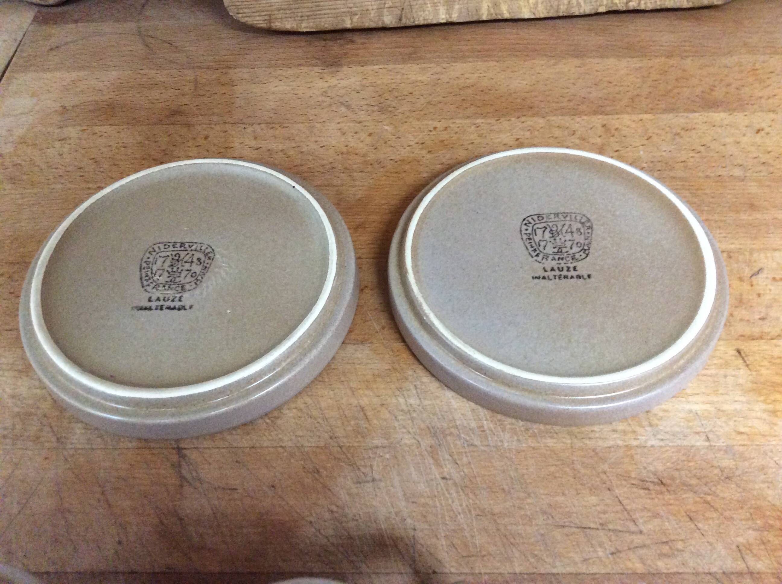 Stoneware coffee cups