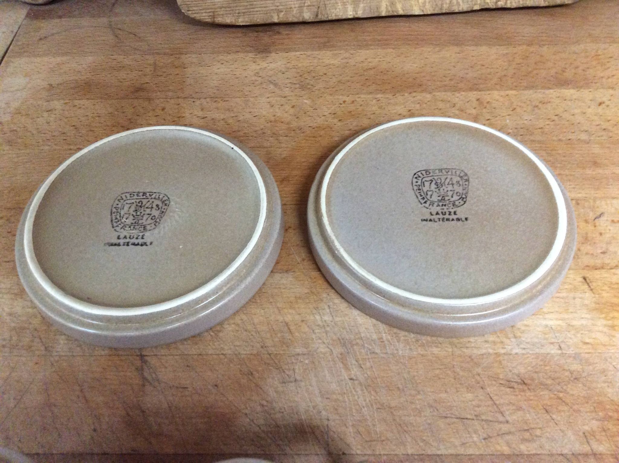 Stoneware coffee cups