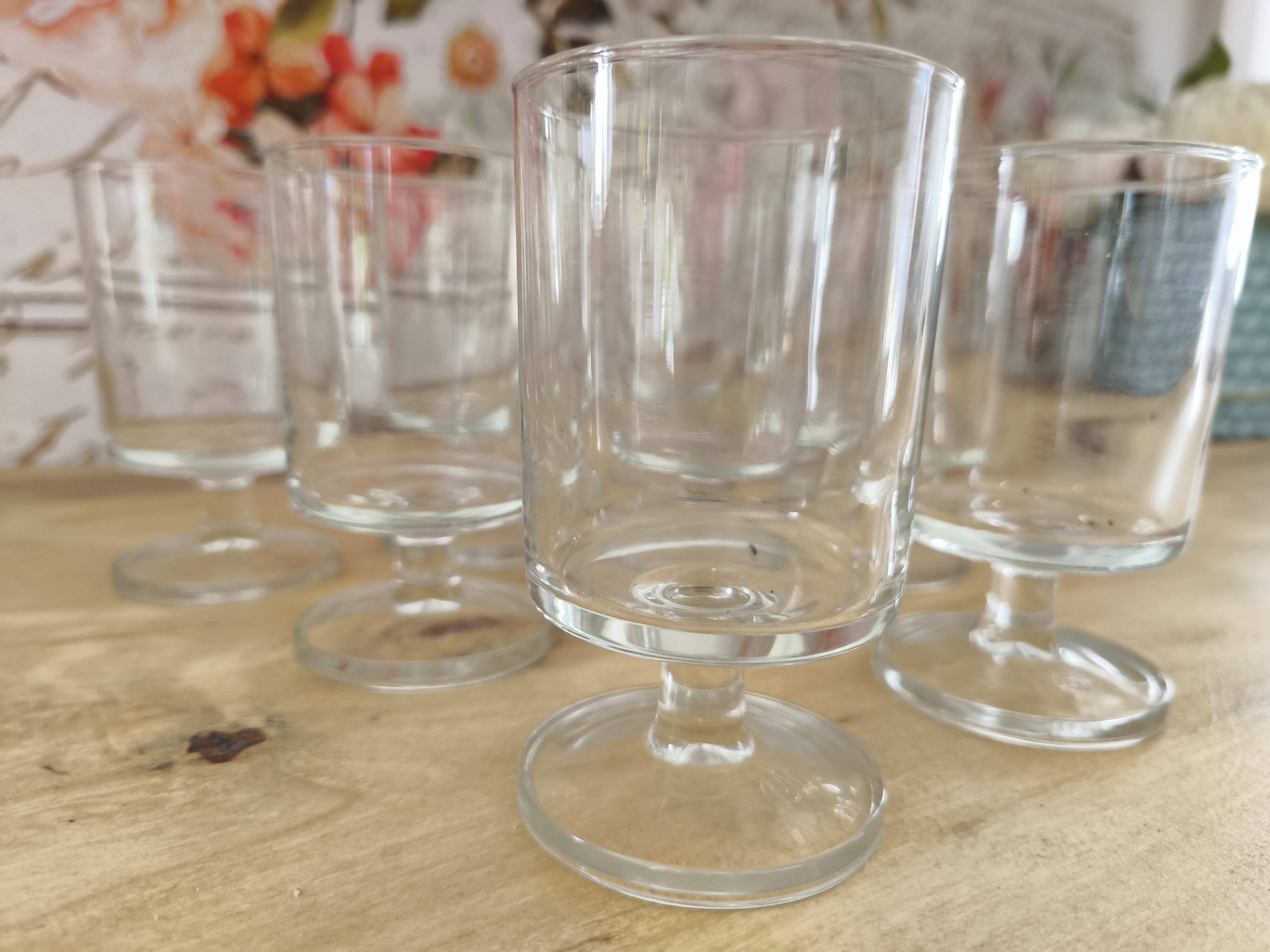 Set of 9 vintage Luminarc wine glasses, transparent Sweden model