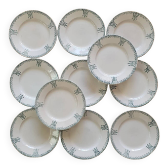 Set of 11 Terre de fer dessert plates