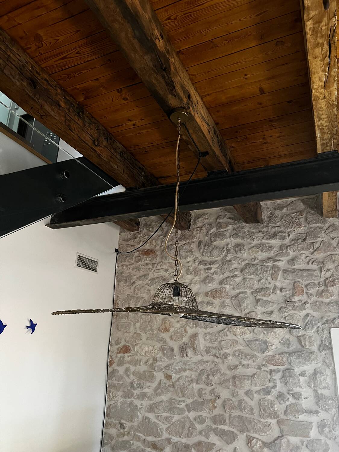 Chandelier / suspension in metal wires