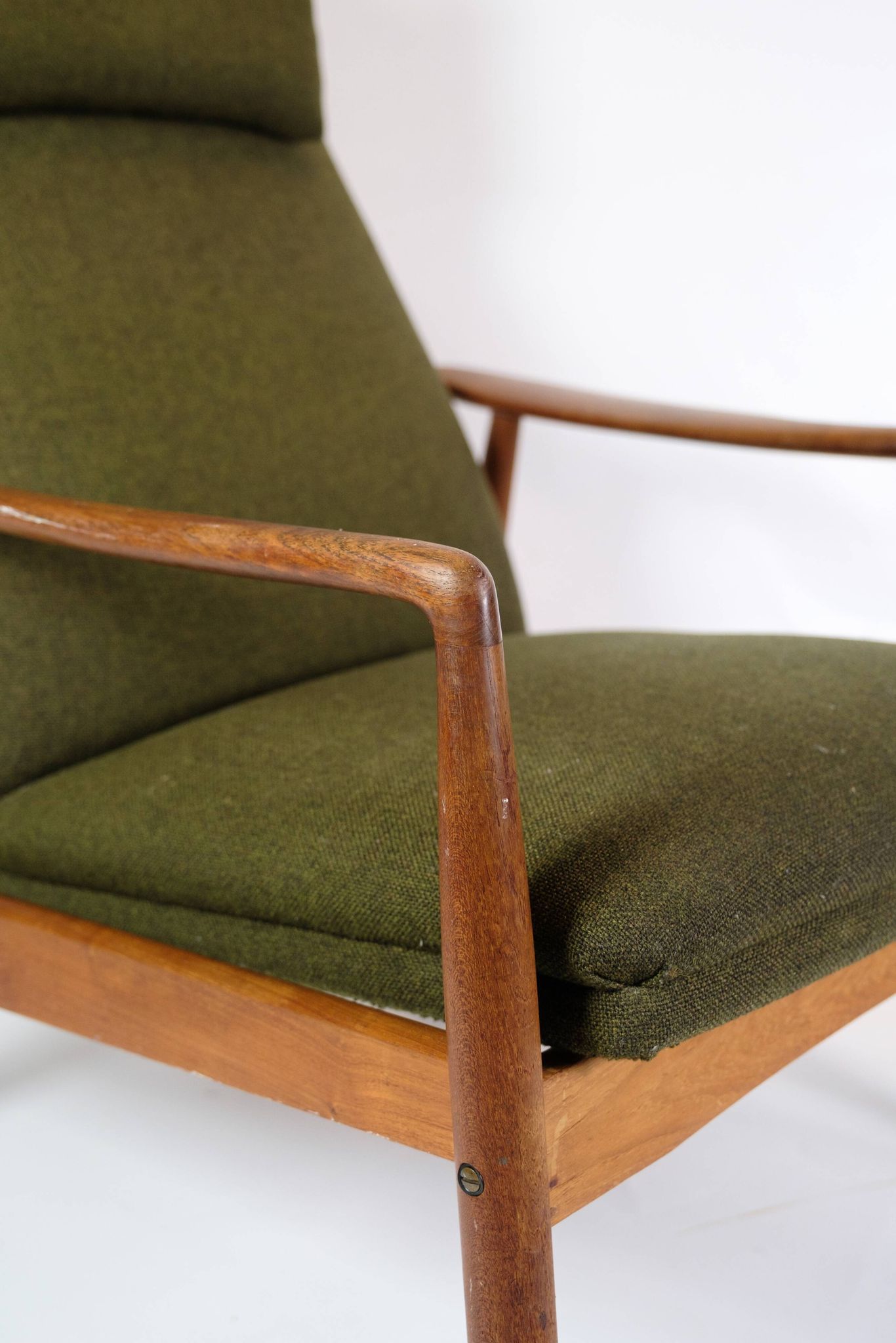 Set Of 2 Armchairs With Stool Made In Green Fabric & Teak By Alf Svensson For Fritz Hansen From 1960