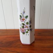 Vase signé Moustier