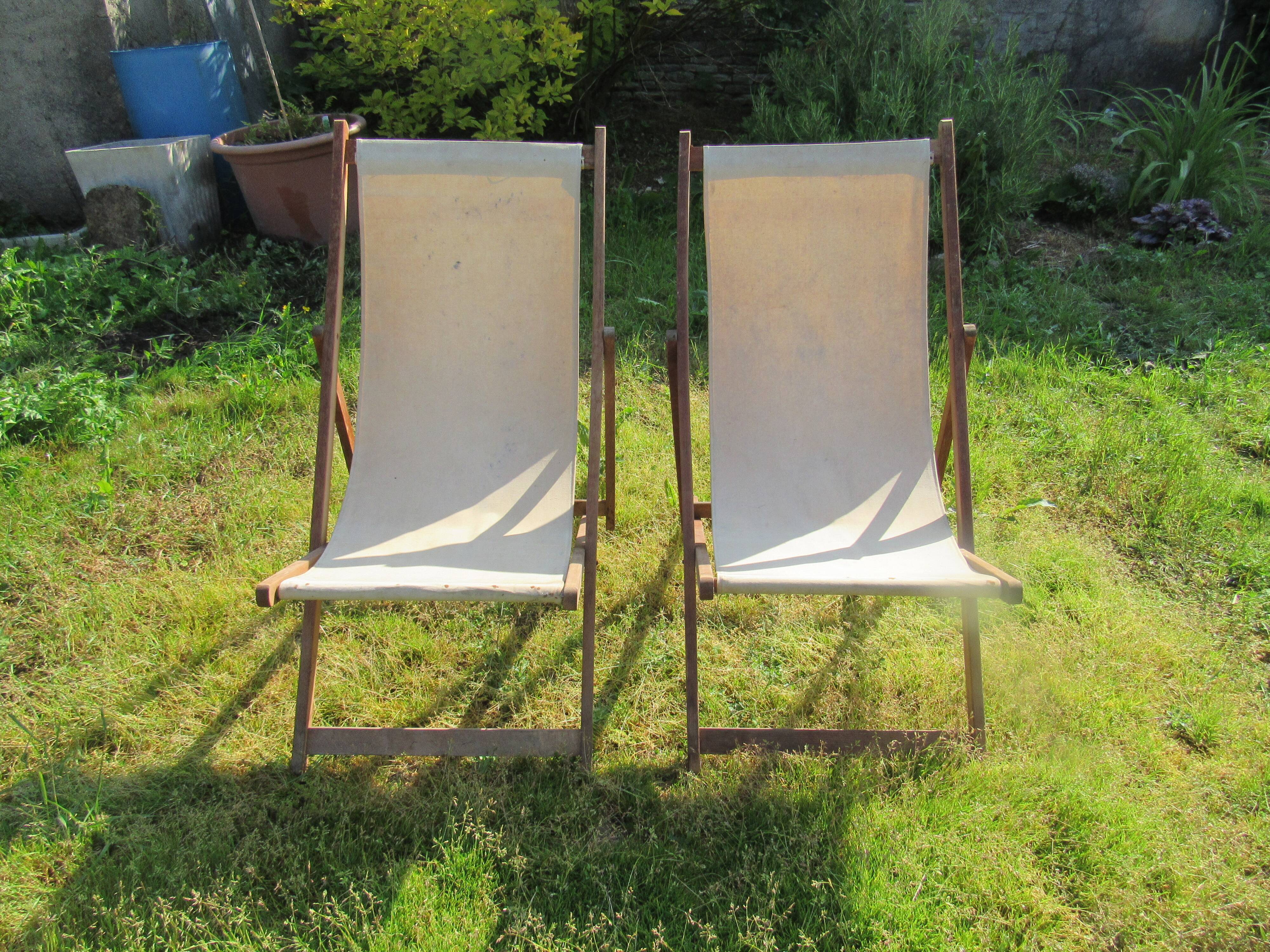 Pair of loungers